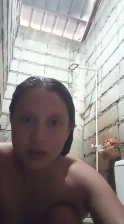 Take a bath before my husband arrives. | Clip 1