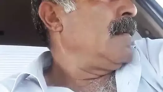 Papa turc moustachu