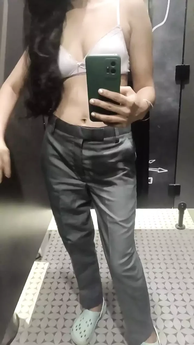 Hot girl in college are want to fuck very hard