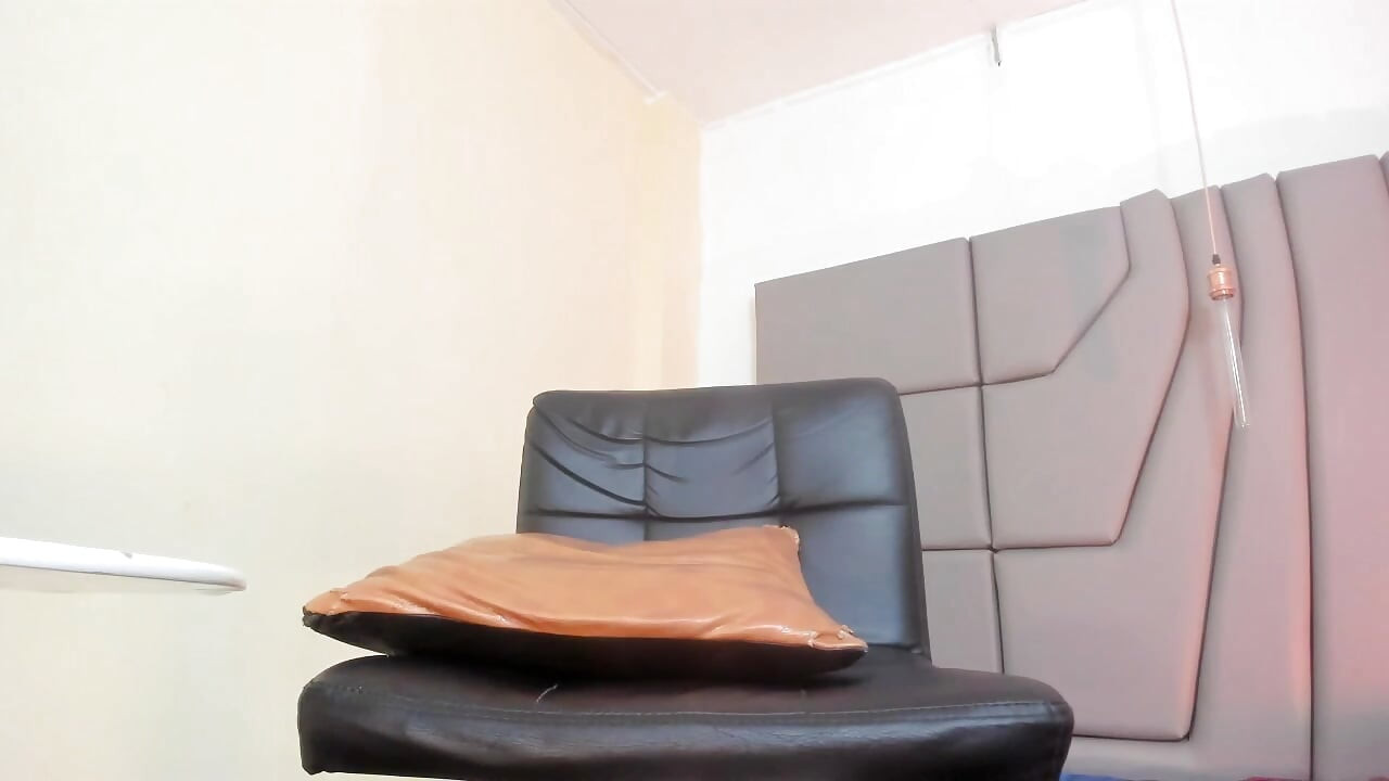 Big Fat Ass Waiting for Your Tongue