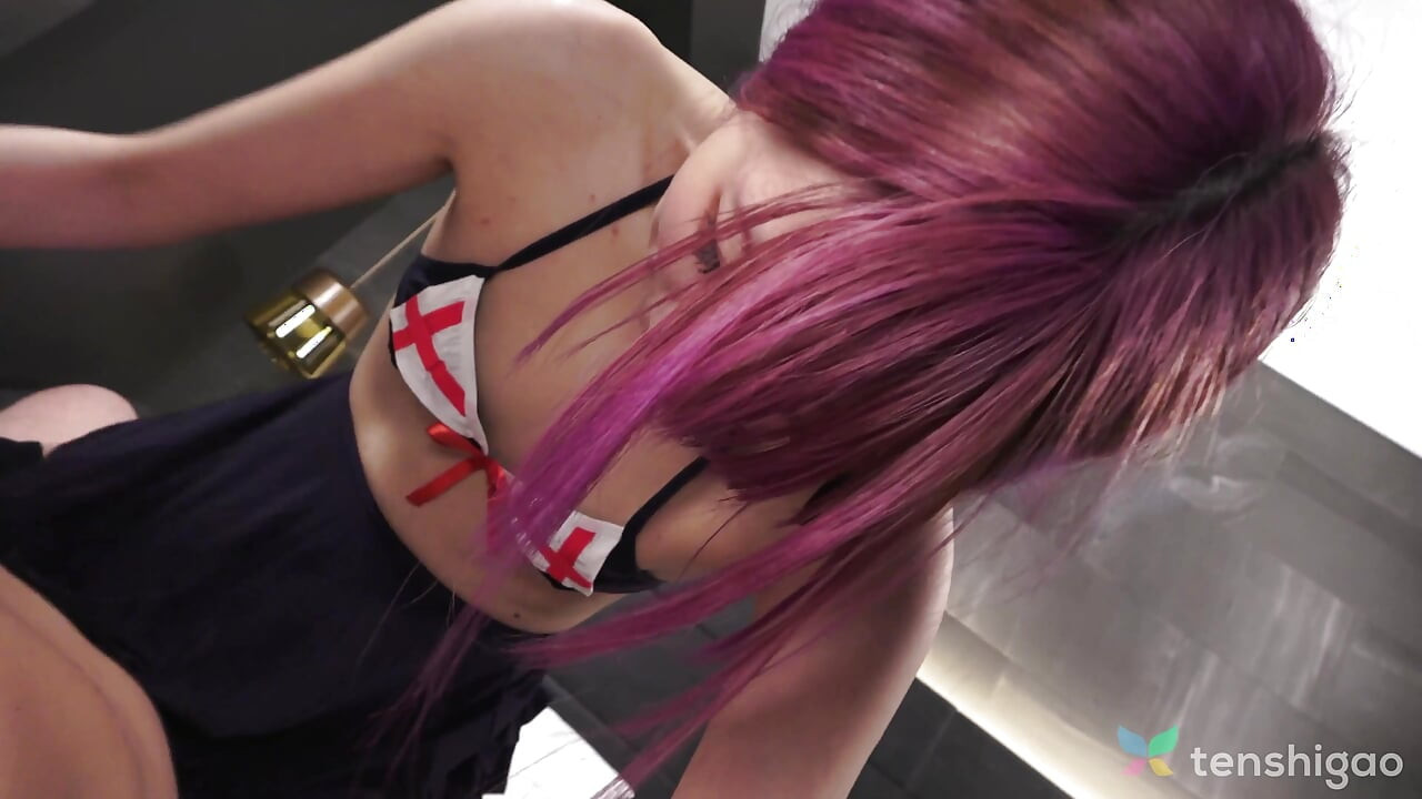 Shiori Fujimori krijgt vandaag wat sexy kostuum voor ons om te cosplay