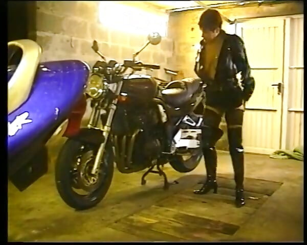 La abuela monta pollas duras 3477 3