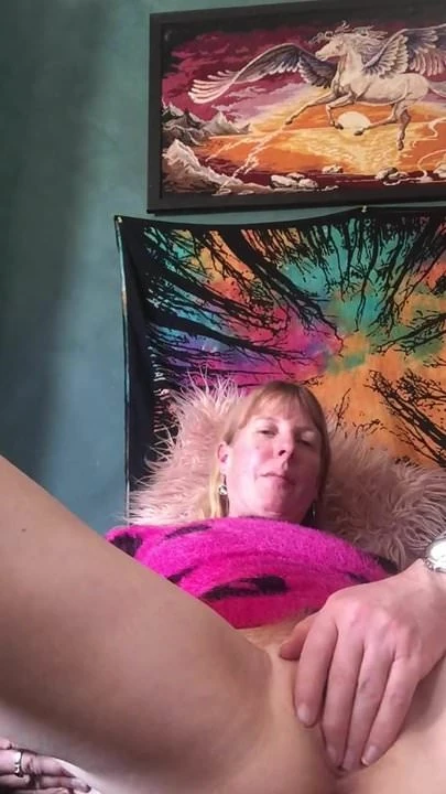 Hubby making me cum