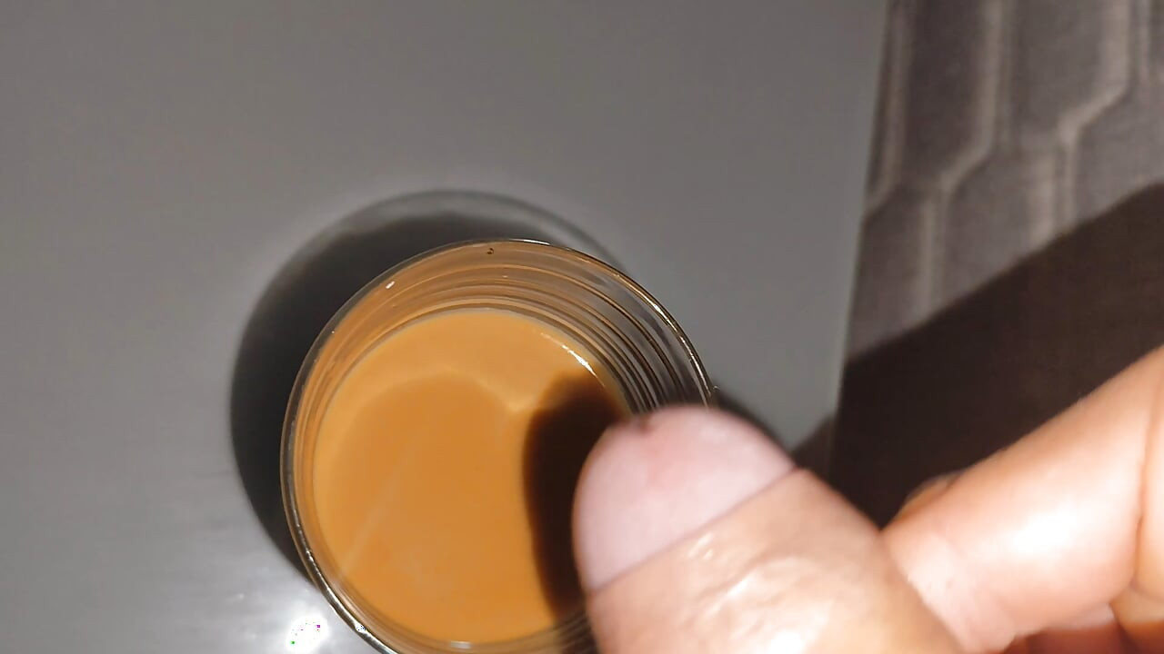 Young Straight Guy Uses Hot New Method on His Dick.