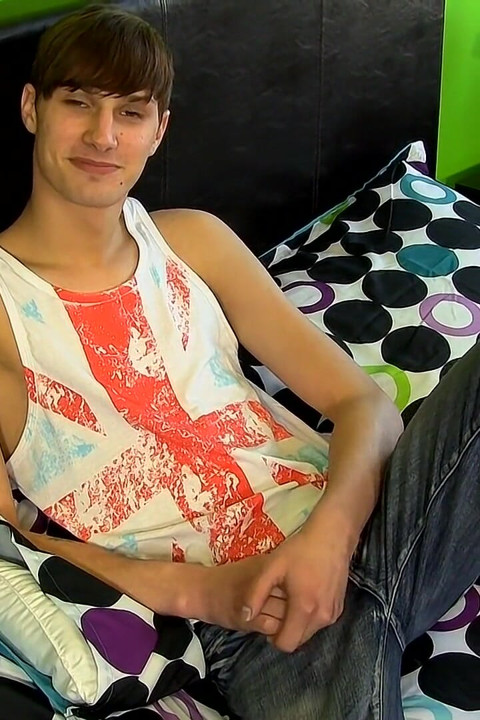 Chilling Out with Twink Evan
