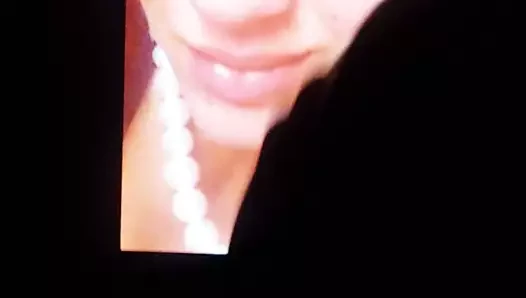 daha kalın boşalmak için güzel beyaz kız