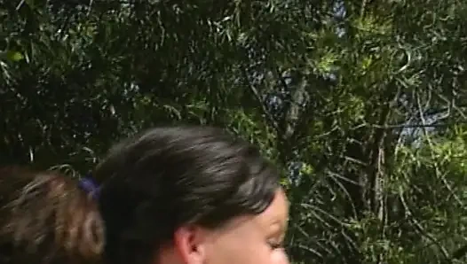 Шлюшку, пьет писсы на улице жестко трахают