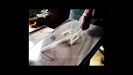 Jodiee 8 boşalmalı mülitoris haraç
