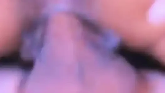 Açgözlü en iyi arkadaş en iyi arkadaşının erkek arkadaşının yarağına biniyor
