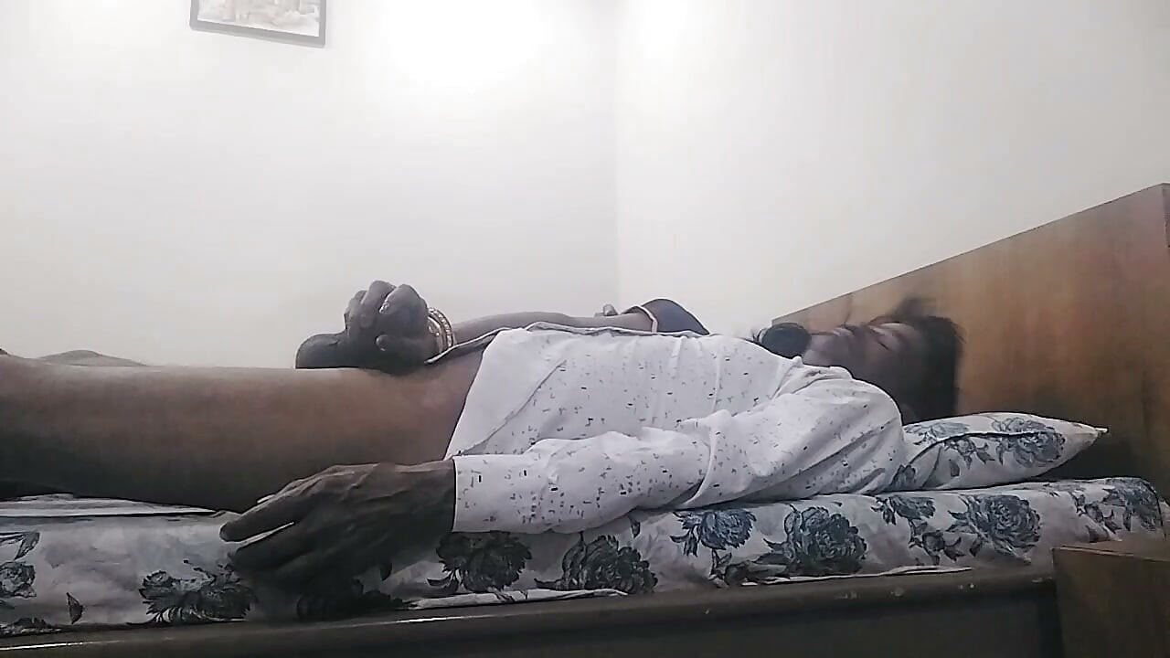 Hotel mai le gaya vahan jamkar chudai ki