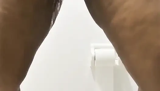 Need a Pee so Bad Holding as Lon as I Can