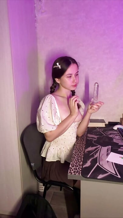 can't pass the exam and seduces the teacher