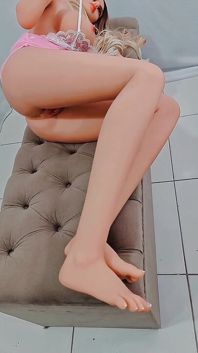 MEL DOLL SEXY