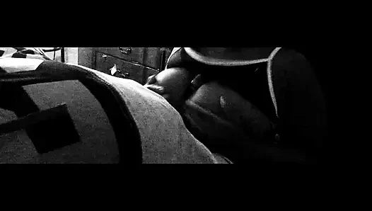 Boşalma ile meme sikişi