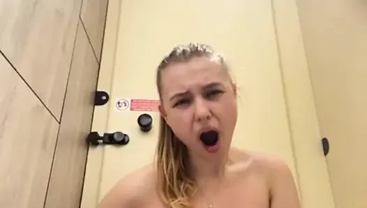 Extreme fucking anal in the gym with jucielussie