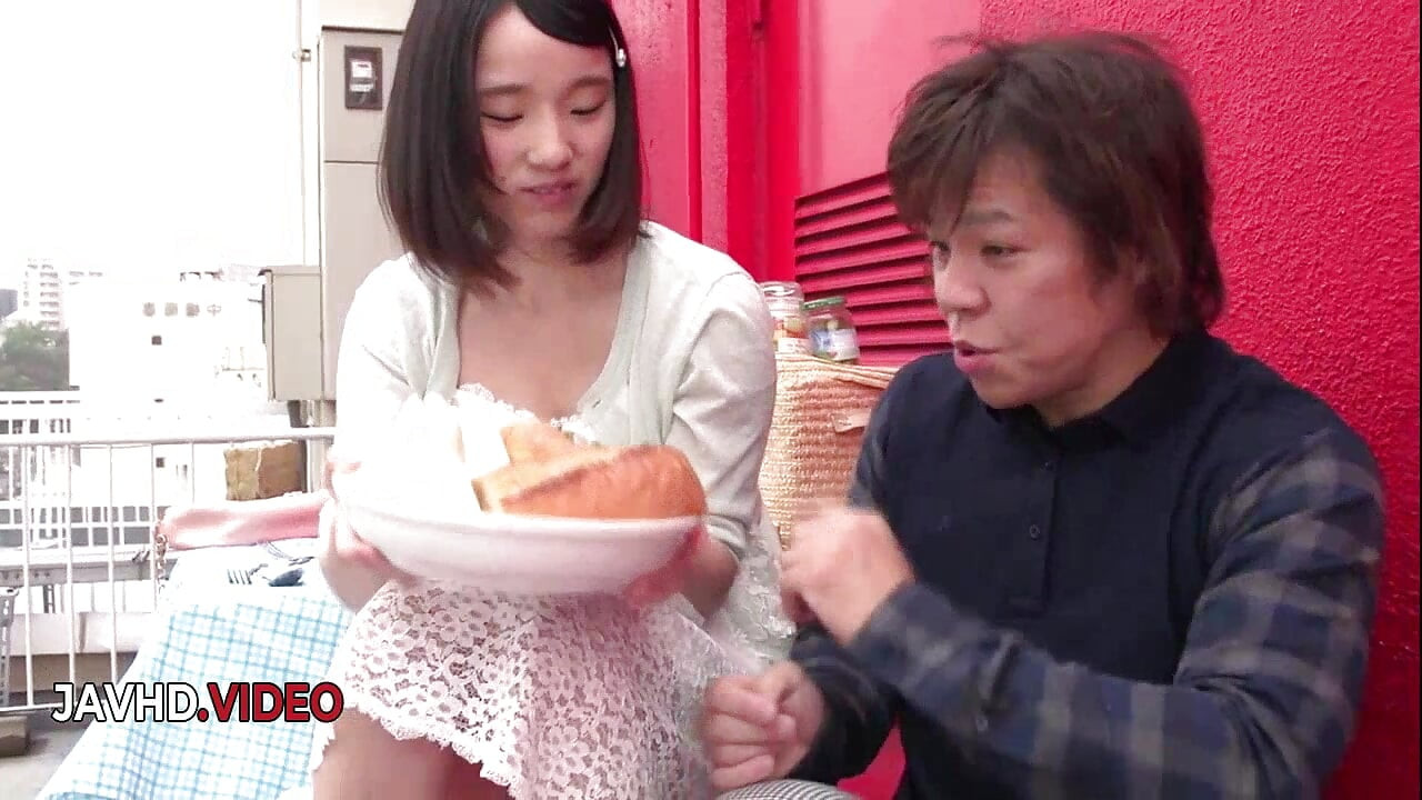 Wild Japanese Lover Gives Hot Blow Job to Her Desired Man