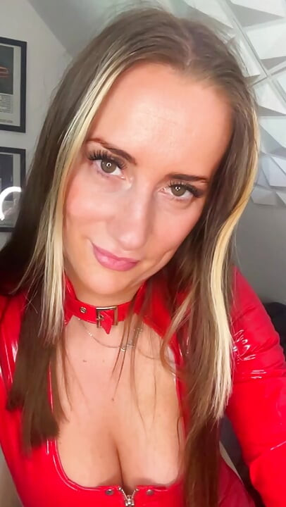 Flirty British Barmaid ASMR JOI