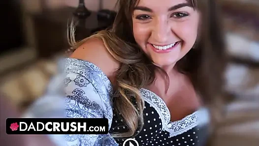 Gorgeous Horny Babe Will Do Everything Just to Get Stepdads Attention