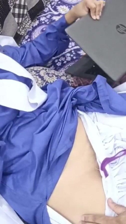 "Üvey babamdan amımı senin ateşli dölle doldurmasını istiyorum"