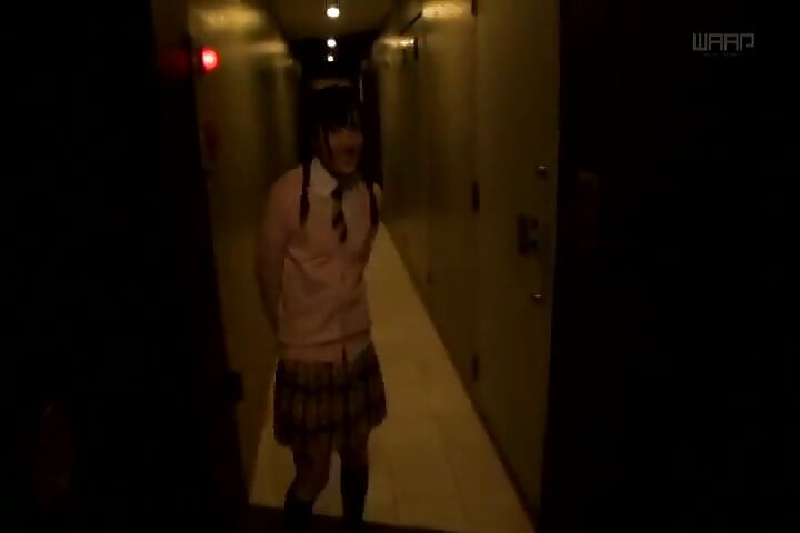 Tersenyum sehingga hujungnya. Devosi ceria Yukari Miyazawa dan semangat yang tidak berkesudahan - 3
