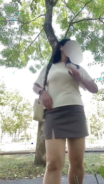 公共の場で漏れる光