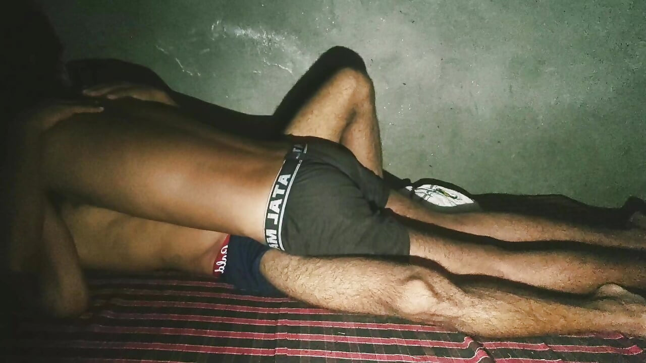 Munh mein aur Gand Mein land Bada land dalkar ki chudai Dost ne