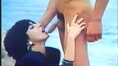 Greek Porn'70-'80 (To Mikrofwno tis ALIKHS-Katerina Spathi) 1-Gr2