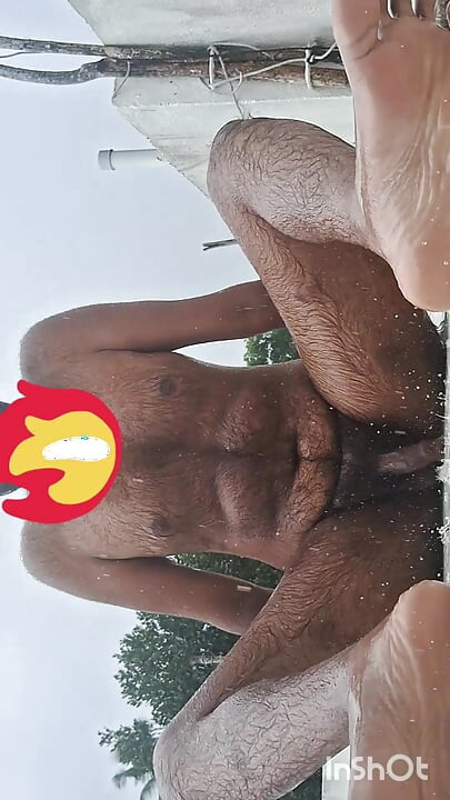 Mallu Man Nude Masturbation In Rain