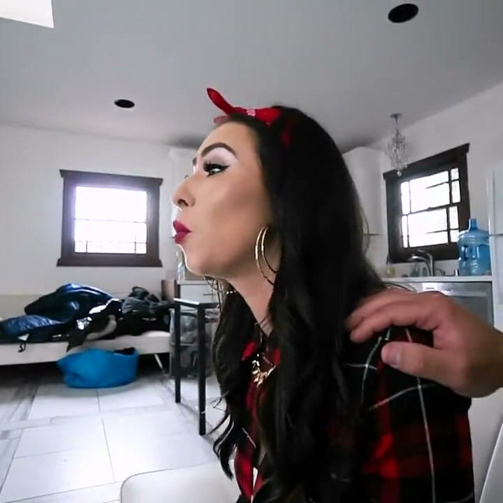 Cintas de sexo latino - latina traicionada obtiene polla de policía