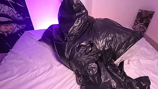 Gadis sange dengan semok ini lagi sange dan nafasnya!