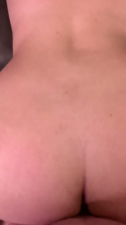 Twerking PAWG gets CREAMPIE after getting FUCKED DOGGYSTYLE | Clip 2