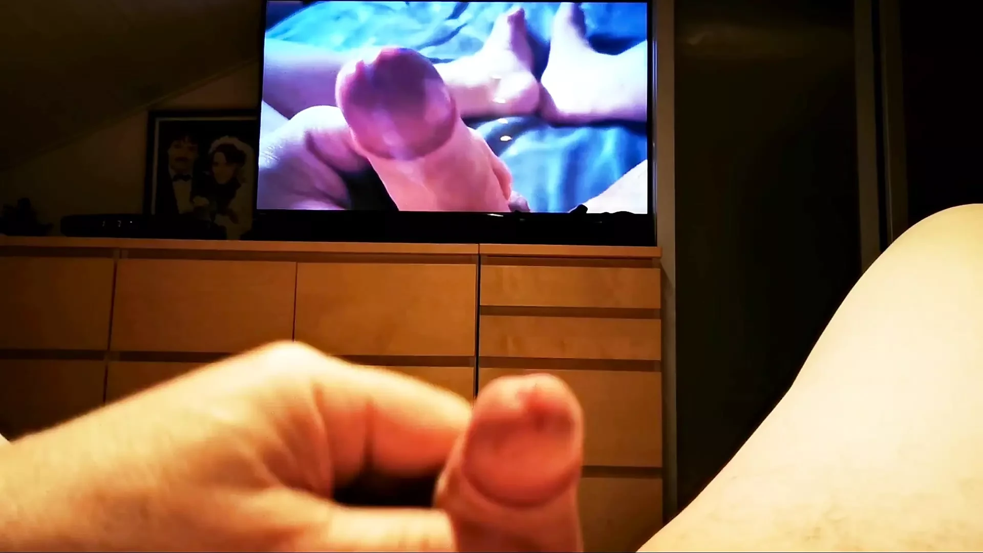 Jerking off on the bed to your own video