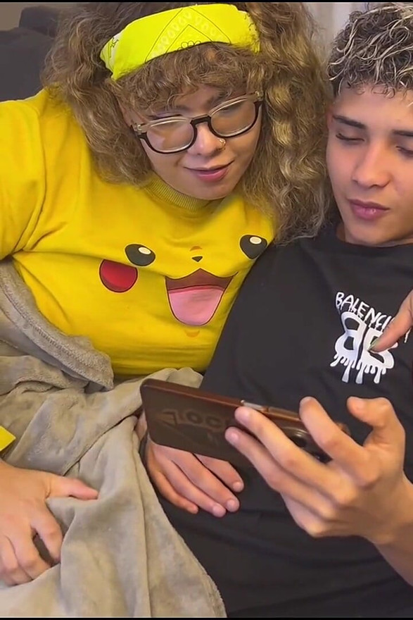 My Friend Called Me to Watch a Movie I Ended up Fucking Her Ass and Still Milk in Her Mouth