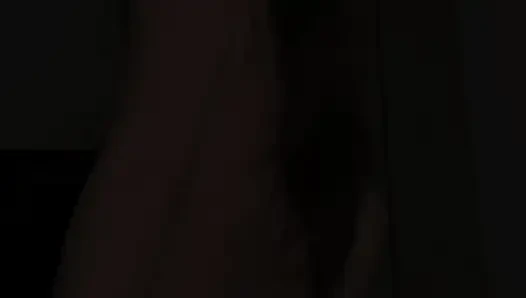 У меня немного шаловливая с маслом и моим дилдо