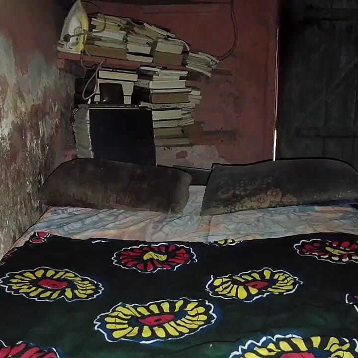 Early Morning Bed Grinding Tastes Nice