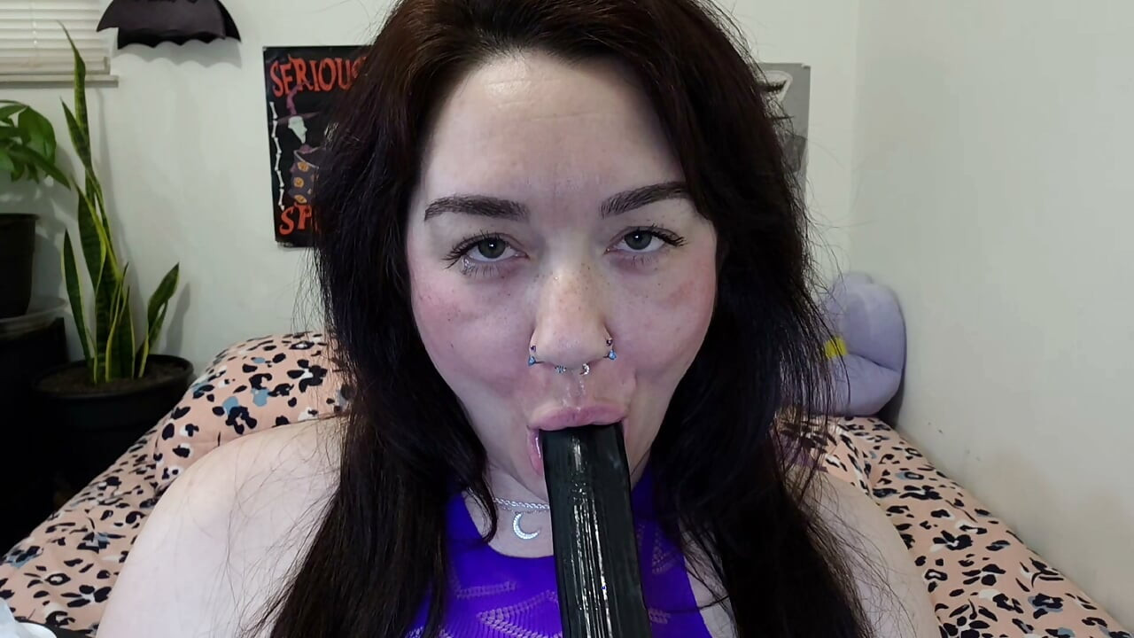 MILF Playing With Fat Hairy Pussy - Orgasms & Sucks Cum Off Vibrator