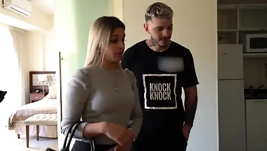 Villa Anderson Likes to Test the Houses with Her Asshole - Anal Creampie