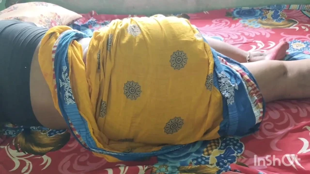 Payal bhabi ko raat me nangi kar diya unki chutt me apni ungli daal ke  unko sex kiya chori chori