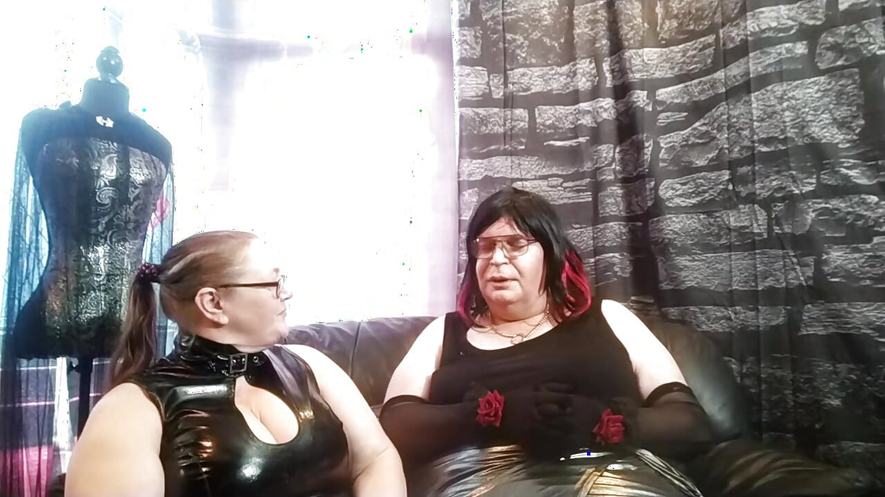 Domina-Satana interjút készít velem