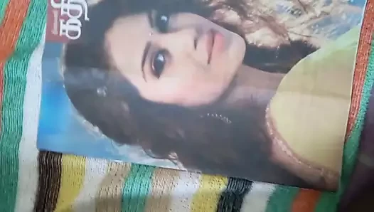 pranitha pethuraj on cum