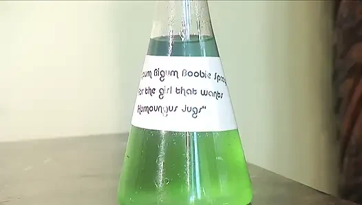 Тройничок Aciton с крошками с большими сиськами