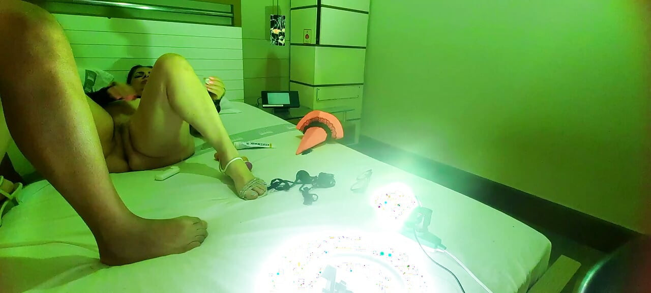 Vivi Guedez - Trick or Treat! With a lot of anal!