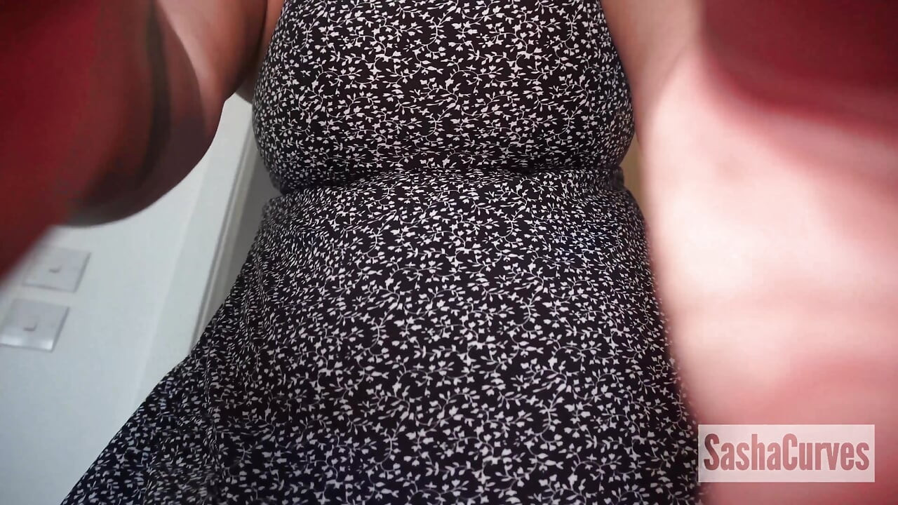 Giantess Girlfriend Accidentally Shrinks You