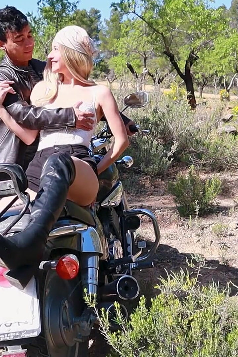 Motosikletimdeki bitkilerin e ile hareket etmelerini sağlayan titreşimler