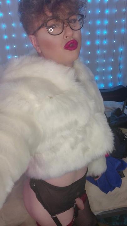 Fur coat and no knickers
