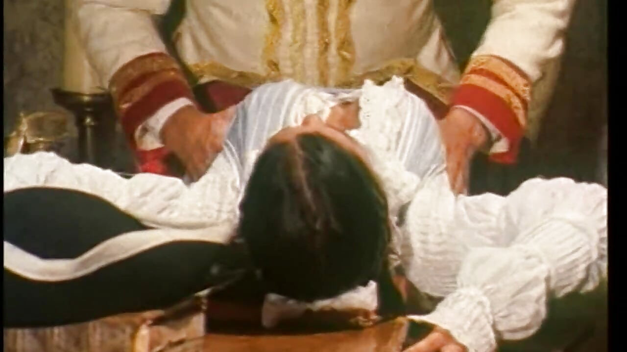 Hairy pussy fucking vintage Venere Bianca
