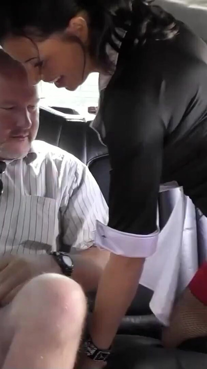 Real Amateur Car Gangbang for German Mature Dacada in NRW | Clip 1
