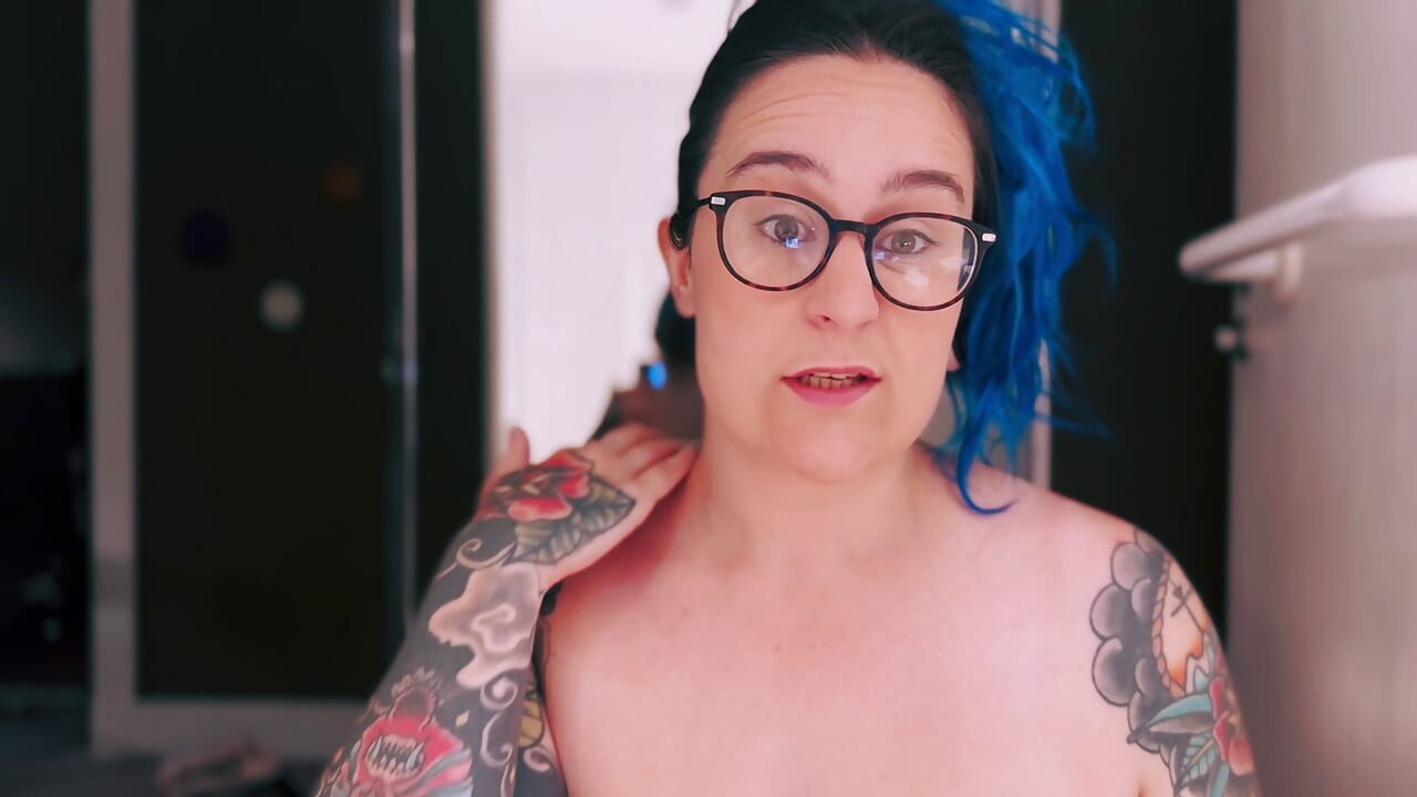 Curvy British MILF se prueba lencería sexy de SHEIN, tatuada y tetona PARTE DOS