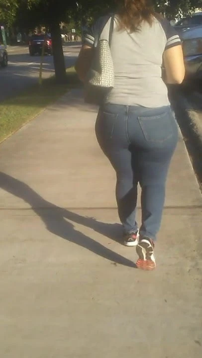 Extra Thicc Latina Pt. 2