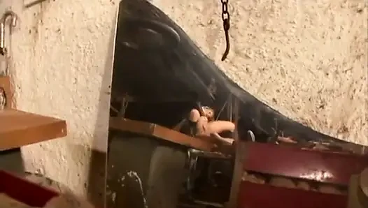 Beutiful girl takes big dick in dirty garage